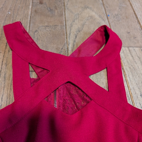 Juniors Speechless Bright Red Sleeveless Lace Back Dress Size 3 - Picture 2 of 7